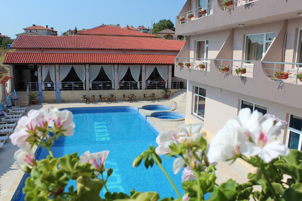Luxor Complex Ivaylovgrad Exterior foto